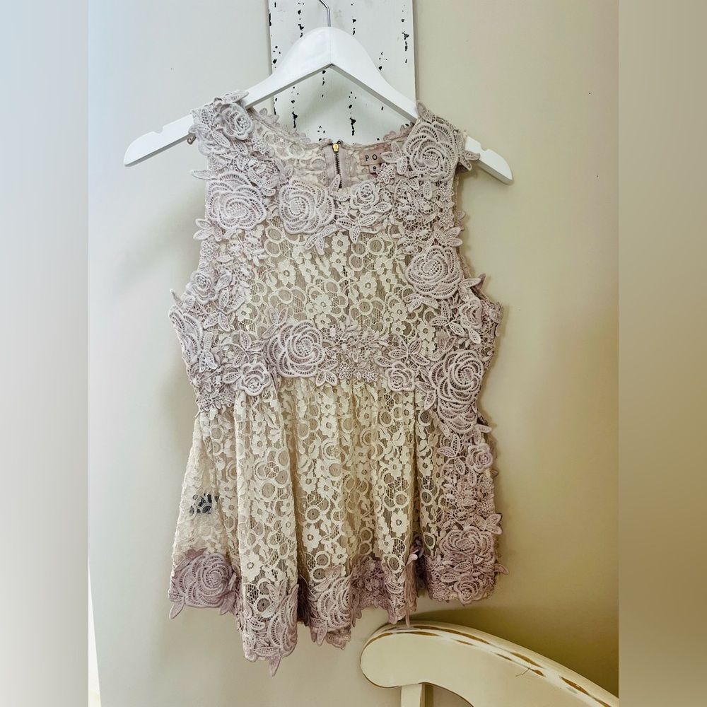 POL Lace Overlay top in Blush and Cream; Size S